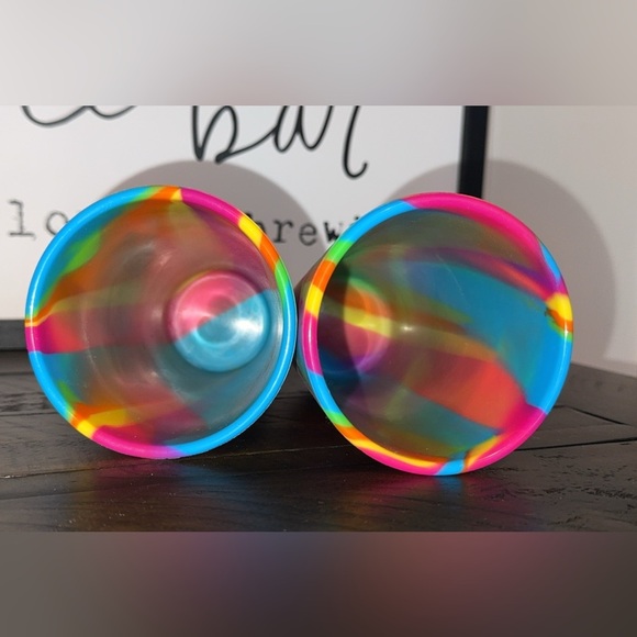 SILIPINT Set of 2 Colorful Tie Dye Silicone 16oz Cups/Glasses - Picture 5 of 9
